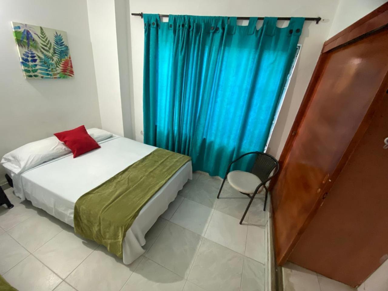 Pensión Paraíso En Bocagrande Cartagena